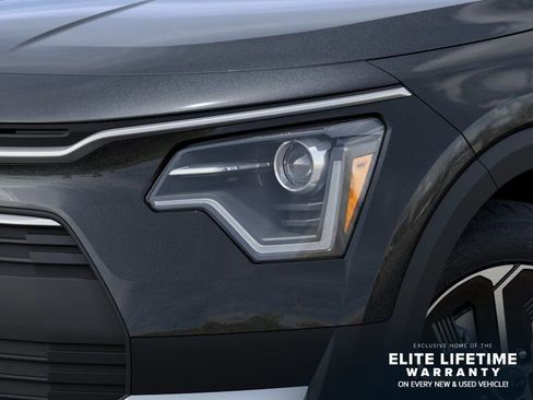 New 2026 Kia Niro LX FWD image 11