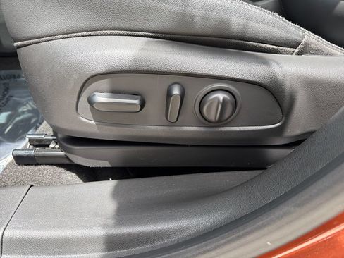 Used 2021 Buick Encore GX Essence w/ Advanced Technology Package FWD image 15