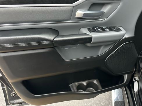 Used 2021 RAM 1500 Big Horn image 28