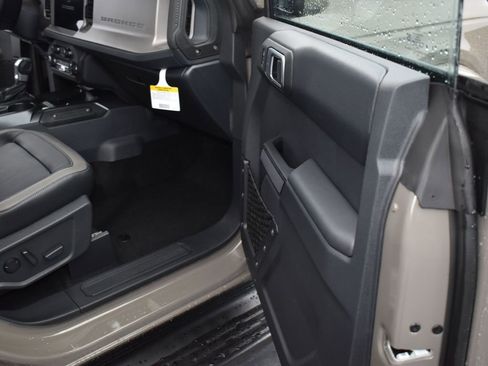 New 2026 Ford Bronco Outer Banks AWD/4WD image 17
