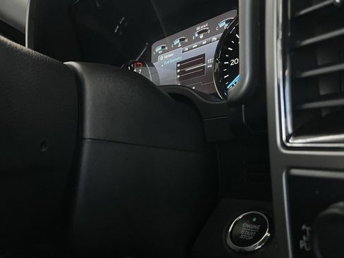 Used 2018 Ford F150 Lariat w/ Equipment Group 502A Luxury image 32