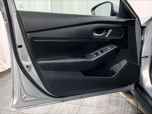 Used 2024 Honda Accord EX image 9
