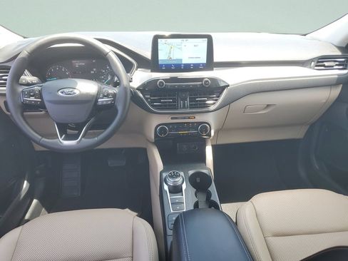 Used 2022 Ford Escape SEL FWD image 11
