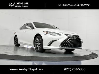New 2025 Lexus ES 350 w/ Premium Package