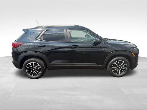 Used 2025 Chevrolet TrailBlazer LT AWD/4WD image 7