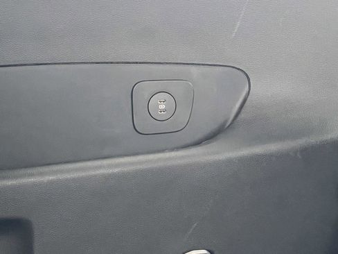 Used 2025 Ford Explorer Active w/ Active Comfort Package AWD/4WD image 38