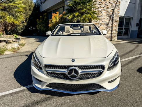 Used 2017 Mercedes-Benz S 550 Cabriolet image 10