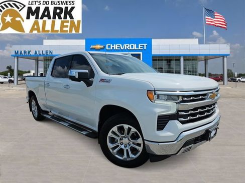 Used 2024 Chevrolet Silverado 1500 LTZ AWD/4WD image 1
