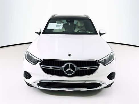 New 2026 Mercedes-Benz GLC 300 4MATIC image 2
