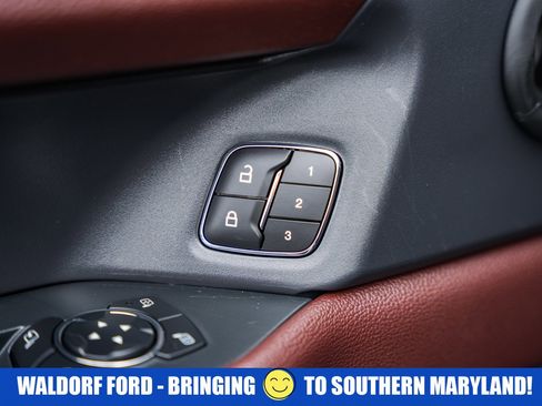 Used 2024 Ford Expedition Limited image 40