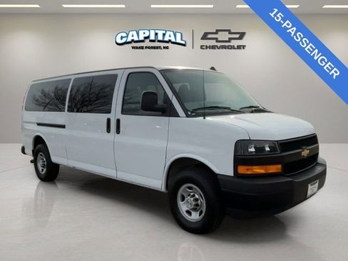 Used 2023 Chevrolet Express 3500 LS image 7