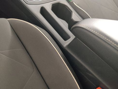 Used 2025 Volkswagen Jetta Sport FWD image 26