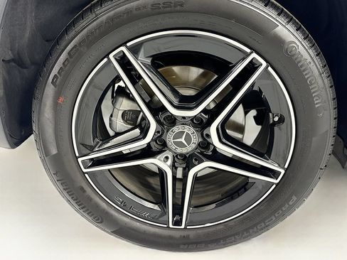 Used 2023 Mercedes-Benz GLA 250 4MATIC image 33