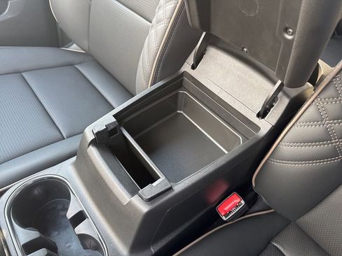 New 2026 GMC Canyon Denali image 39