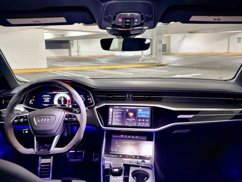 Used 2025 Audi RS 6 performance image 20