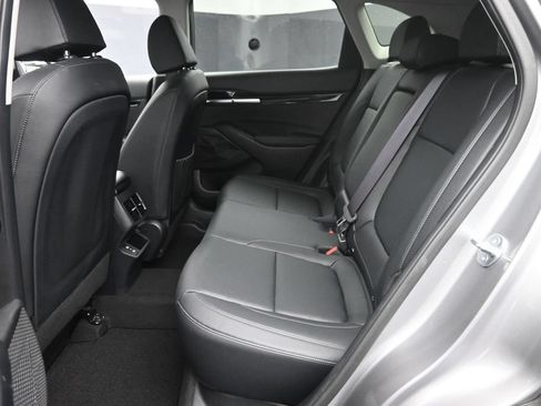 Used 2024 Kia Seltos EX AWD/4WD image 12