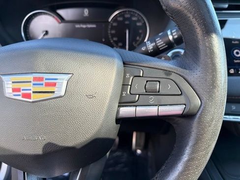 Used 2022 Cadillac XT4 Sport w/ Cold Weather Package AWD/4WD image 24
