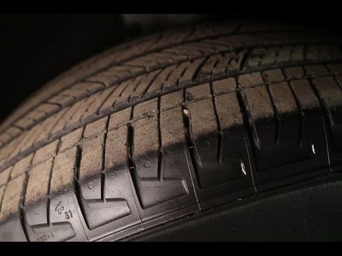 Used 2024 Chevrolet Equinox LS w/ Driver Confidence II Package image 18