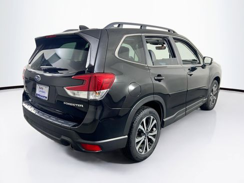 Used 2023 Subaru Forester Limited AWD/4WD image 5