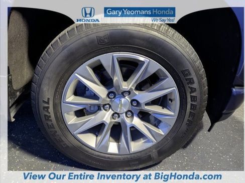 Used 2021 Chevrolet Silverado 1500 High Country image 14