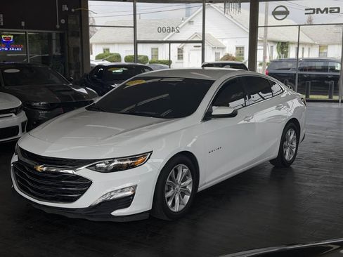 Used 2019 Chevrolet Malibu LT FWD image 12