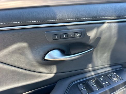 Used 2021 Lexus ES 350 F Sport image 14