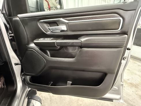 Used 2025 RAM 1500 Big Horn AWD/4WD image 8