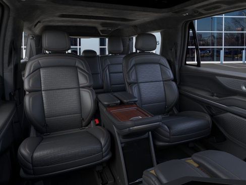 New 2025 Lincoln Navigator L Black Label image 11