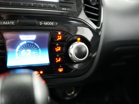 Used 2011 Nissan Juke SL w/ Sport Pkg AWD/4WD image 23