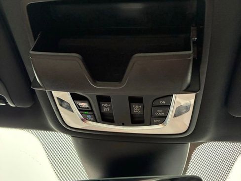 Used 2023 Acura MDX A-Spec image 43