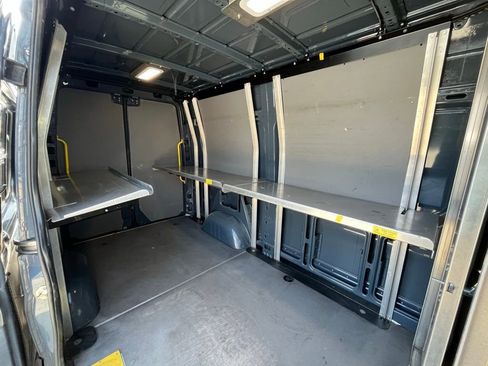 Used 2019 Mercedes-Benz Sprinter 144 image 6