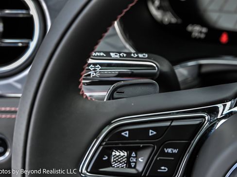 New 2025 Bentley Flying Spur Plug-In Hybrid image 41