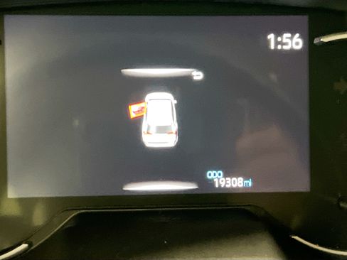 Used 2024 Toyota RAV4 LE FWD image 22