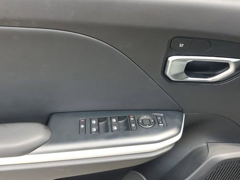 Certified 2025 Kia K4 GT-Line Turbo image 18