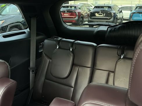 Used 2025 Ford Explorer Platinum image 31