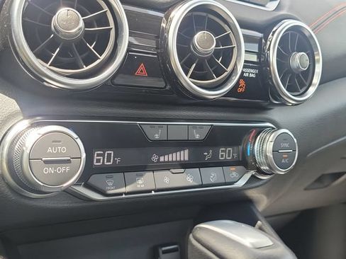 Used 2025 Nissan Sentra SR FWD image 24