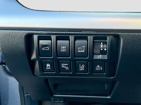 Used 2016 Subaru Outback 2.5i Limited image 10