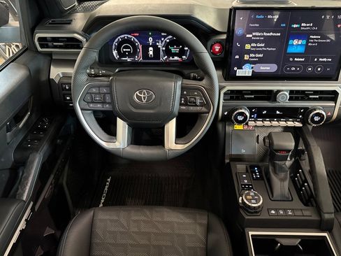 New 2026 Toyota Tacoma TRD Off-Road w/ TRD Off Road Premium Package AWD/4WD image 17