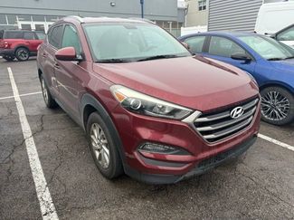Used 2016 Hyundai Tucson SE w/ Option Group 02 video 1