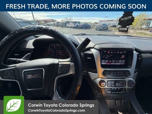 Used 2016 GMC Yukon XL SLT w/ Open Road Package image 12