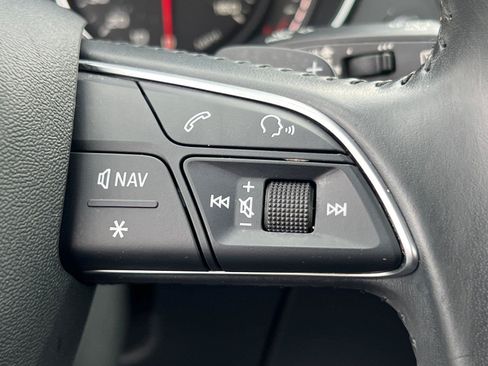 Used 2020 Audi Q5 2.0T Premium AWD/4WD image 26