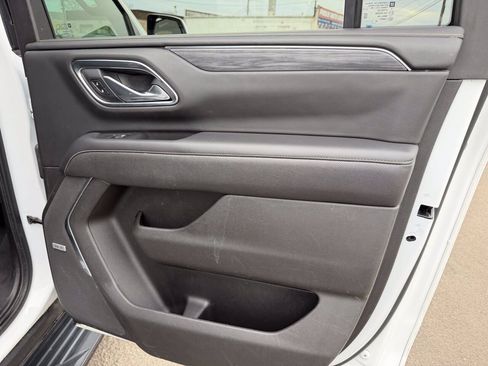 Used 2021 GMC Yukon XL SLT AWD/4WD image 15