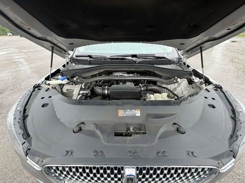 Used 2023 Lincoln Aviator AWD w/ Premium Package image 27