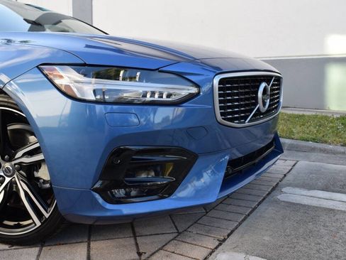 Used 2020 Volvo S90 T6 R-Design image 15