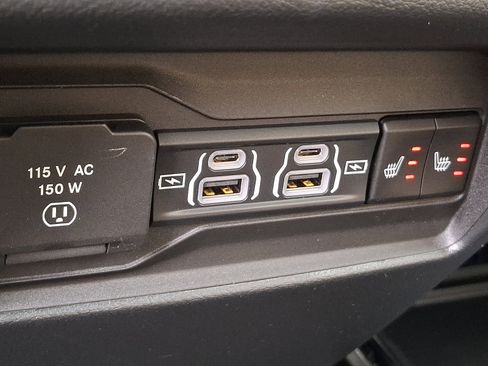 New 2025 Jeep Grand Cherokee Limited w/ Luxury Tech Group II image 7