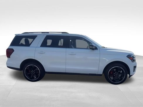 Used 2024 Ford Expedition Limited AWD/4WD image 9