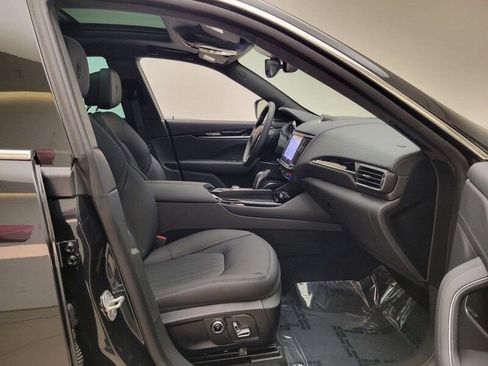 Used 2023 Maserati Levante GT image 42