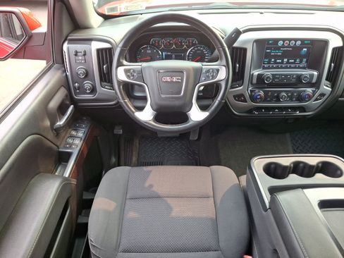 Used 2017 GMC Sierra 1500 SLE w/ SLE Value Package AWD/4WD image 11