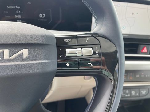 New 2027 Kia Carnival SX FWD image 27