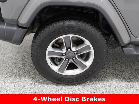 Used 2021 Jeep Wrangler Unlimited Sahara image 6